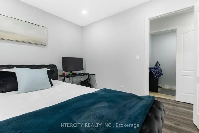 Additional image 34 of 20 Vanderpool Cres