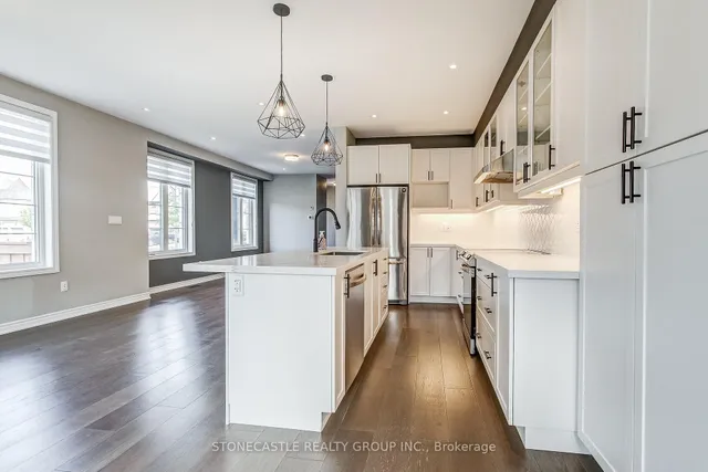 Additional image 17 of 526 Beam Crt