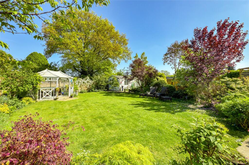 Additional image 16 of North Close, St. Albans, Hertfordshire, AL2