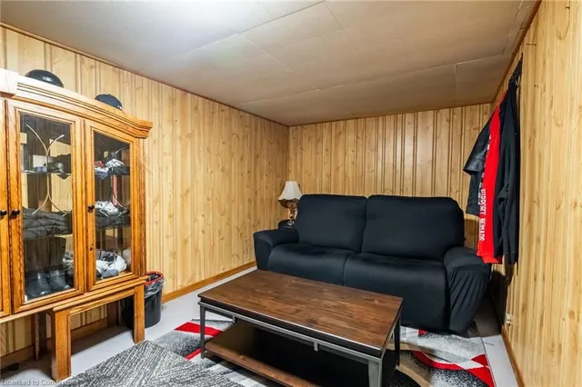 Additional image 21 of 199 York Rd Unit 15