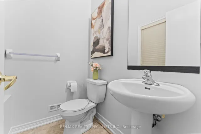 Additional image 19 of 38 Stephanie Ave