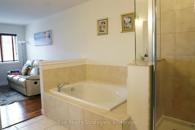 Additional image 23 of 100 Springstead Ave