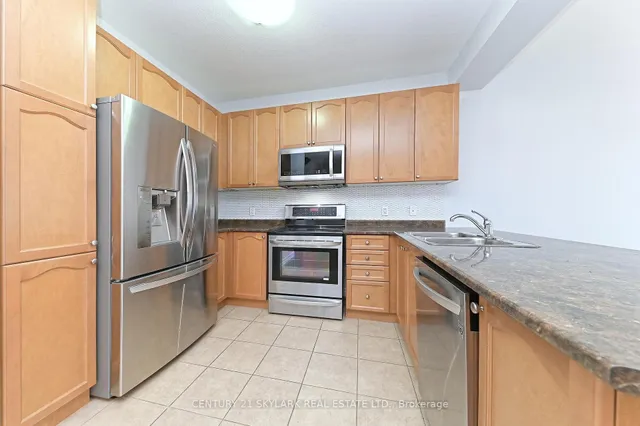 Additional image 11 of 94 Charleswood Cres