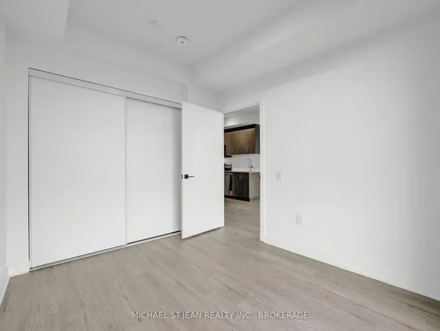 Additional image 25 of 2782 Barton St Unit 1418