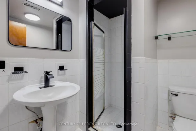 Additional image 23 of 59 Vanbrugh Ave