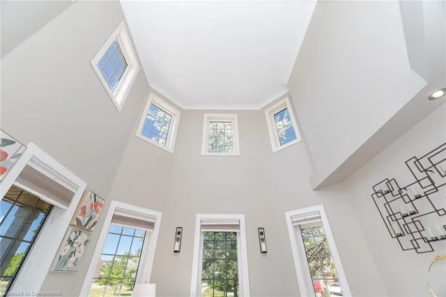 Additional image 9 of 160 Dixon Dr