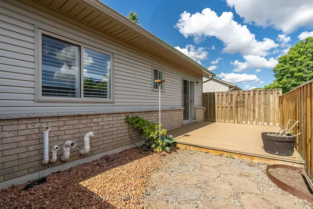 Additional image 35 of 34 Southbrook Dr Unit 3