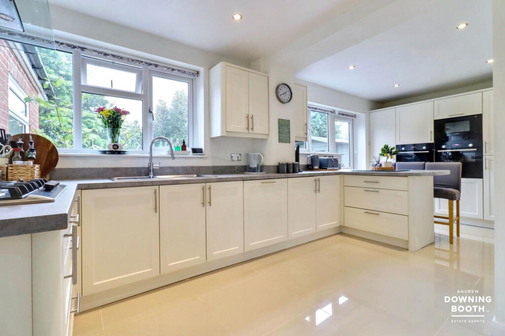 Additional image 4 of Northside Drive, Sutton Coldfield, B74 3QQ - Spacious Four Bedroom Home