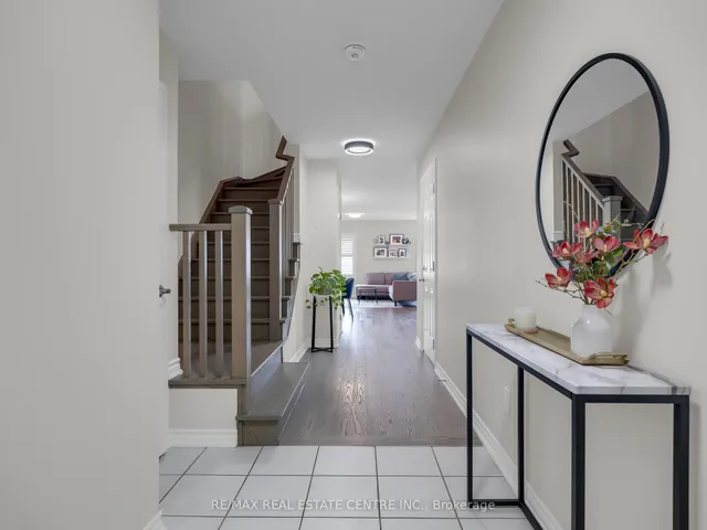 Additional image 4 of 99 Penny Lane