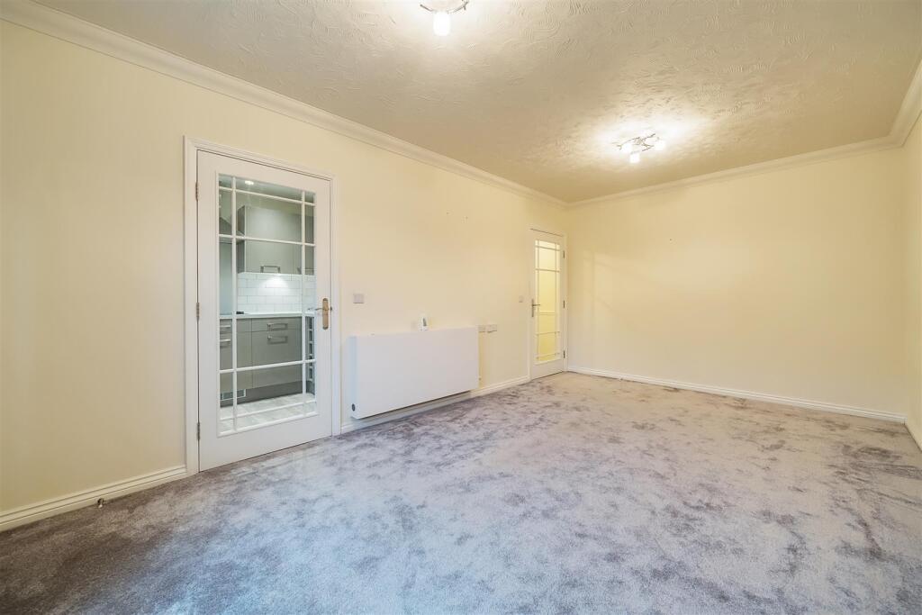 Additional image 3 of Woolmans Lodge, Shirley, Solihull
