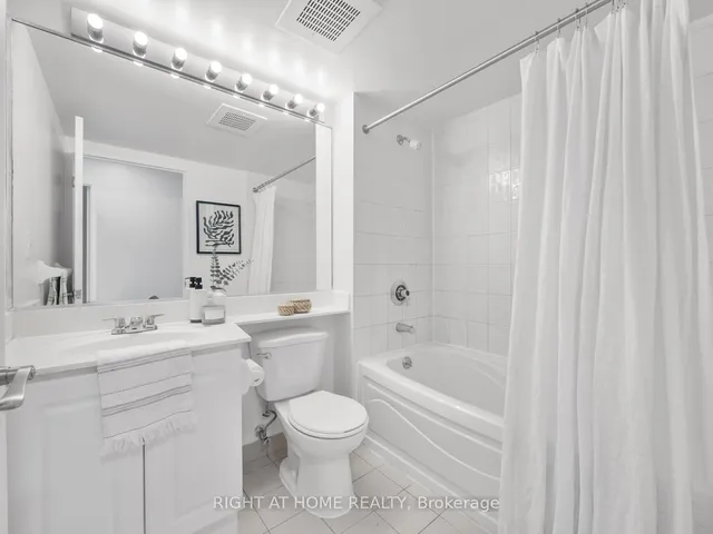 Additional image 25 of 18 Lee Centre Dr Unit 2013