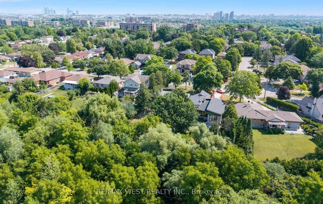 Additional image 37 of 23 Waltham Dr