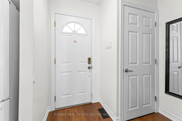 Additional image 4 of 32 Josephine Crt