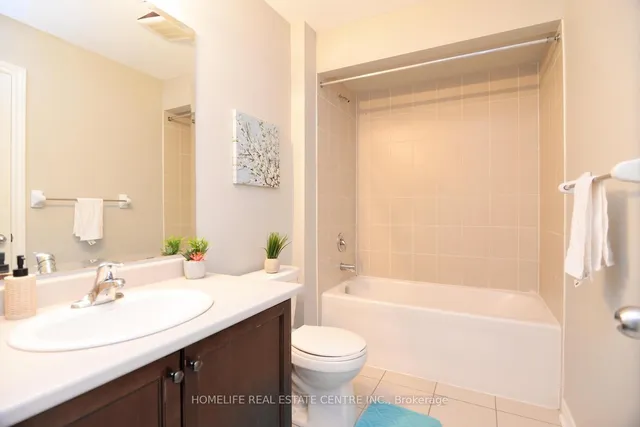 Additional image 35 of 71 Villadowns Tr