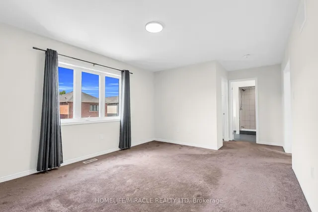 Additional image 27 of 23 Royal Coachman Way