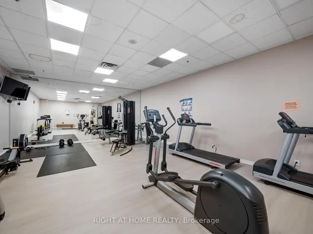 Additional image 27 of 18 Lee Centre Dr Unit 2013