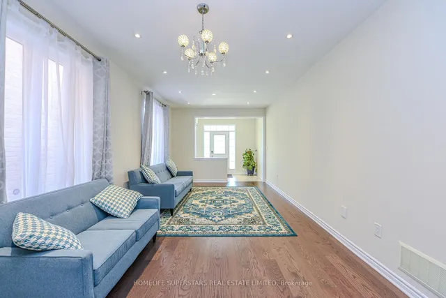 Additional image 6 of 1395 Chretien St