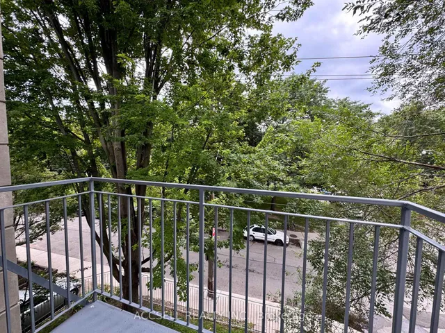 Additional image 9 of 15 Glen Manor Dr Unit 302