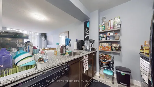 Additional image 17 of 135 Village Green Sq Unit 219