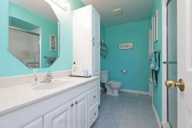 Additional image 31 of 523 Petawawa Cres