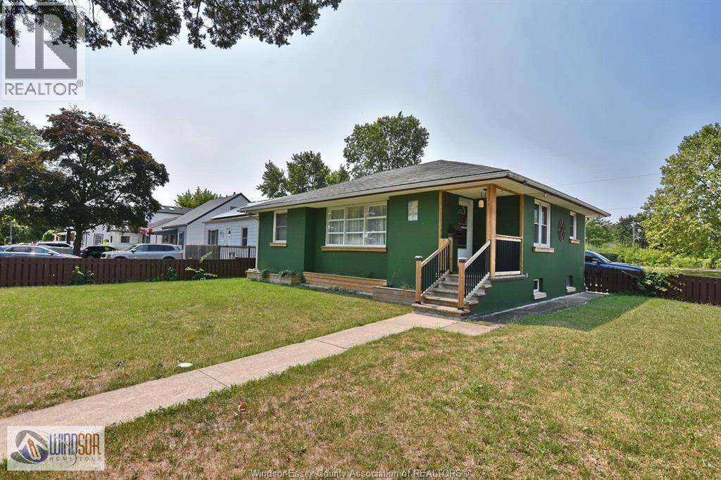 2181 PARENT|Windsor, Ontario N8W2E2