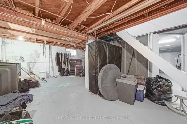 Additional image 25 of 215 Wexford Ave
