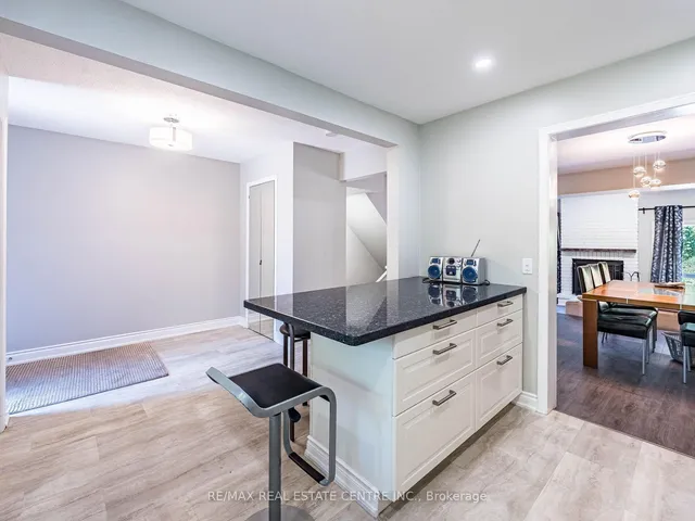 Additional image 13 of 306 Torresdale Ave