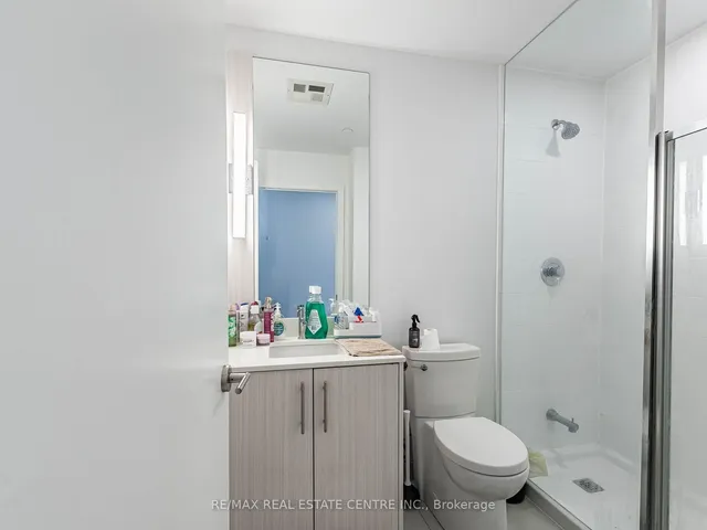 Additional image 38 of 215 VETERANS Dr Unit 211