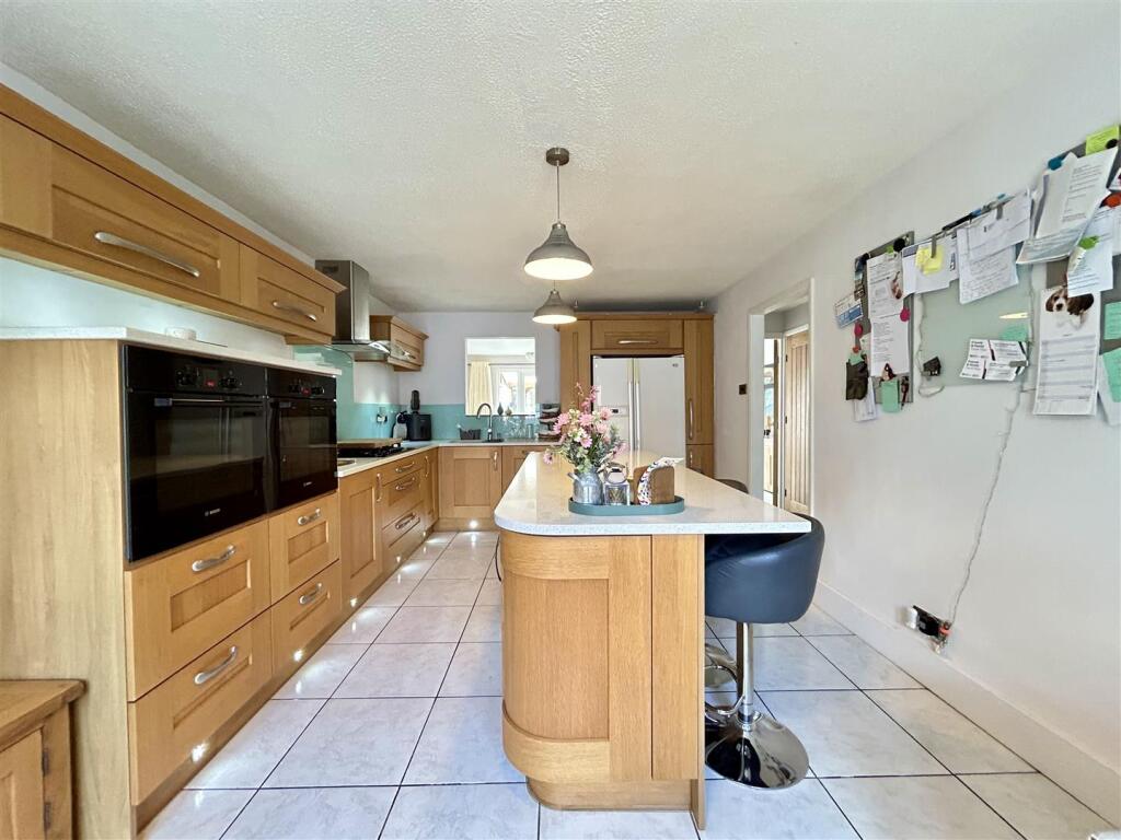 Additional image 5 of Willetts Drive, Halesowen