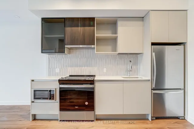 Additional image 4 of 395 Dundas St Unit PH20