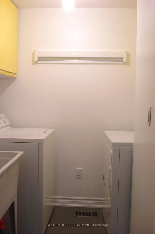 Additional image 26 of 21 Thatcher Ave