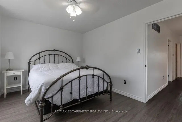 Additional image 15 of 52 Clyde St