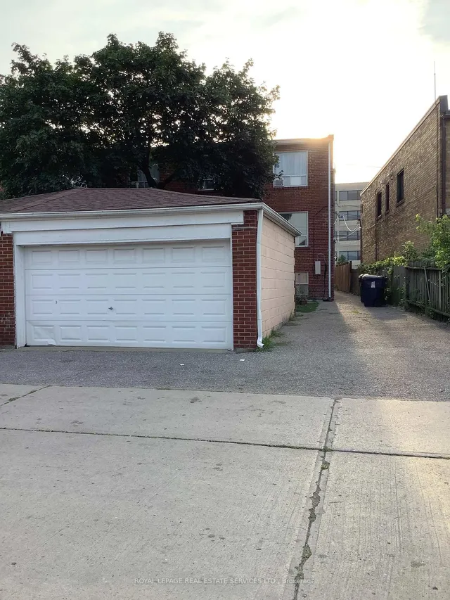 Additional image 2 of 3602 Dufferin St