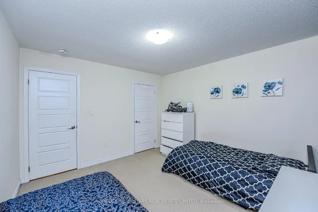 Additional image 39 of 1395 Chretien St