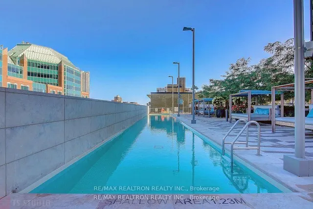 Additional image 18 of 101 Charles St Unit 1710