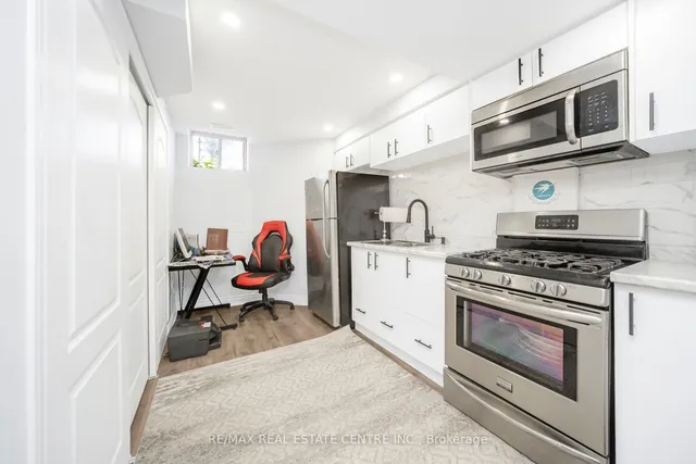 Additional image 38 of 180 Bonnie Braes Dr