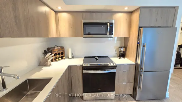 Additional image 29 of 10 Eva Rd Unit 507