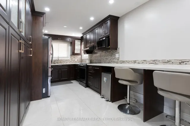 Additional image 12 of 7568 Middleshire Dr