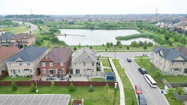 Additional image 50 of 2 Buchanan Cres