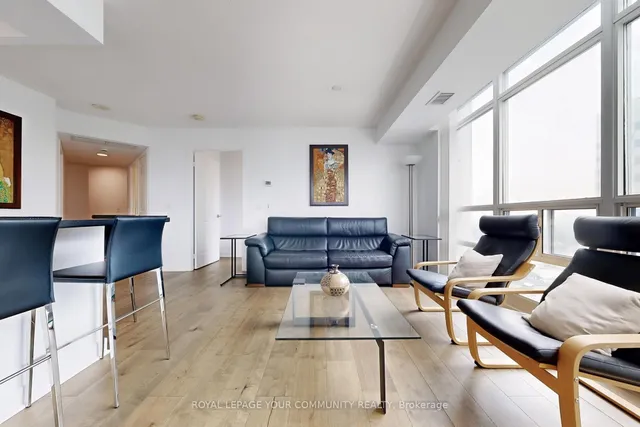 Additional image 19 of 31 Bales Ave Unit 1805