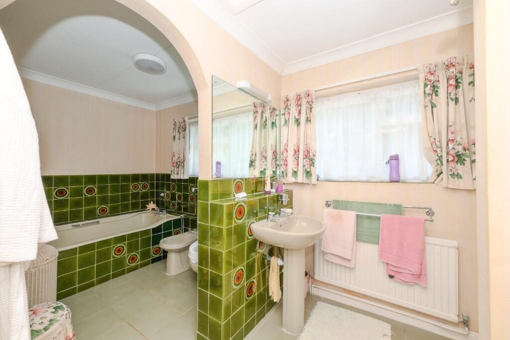 Additional image 16 of High Road, AL9