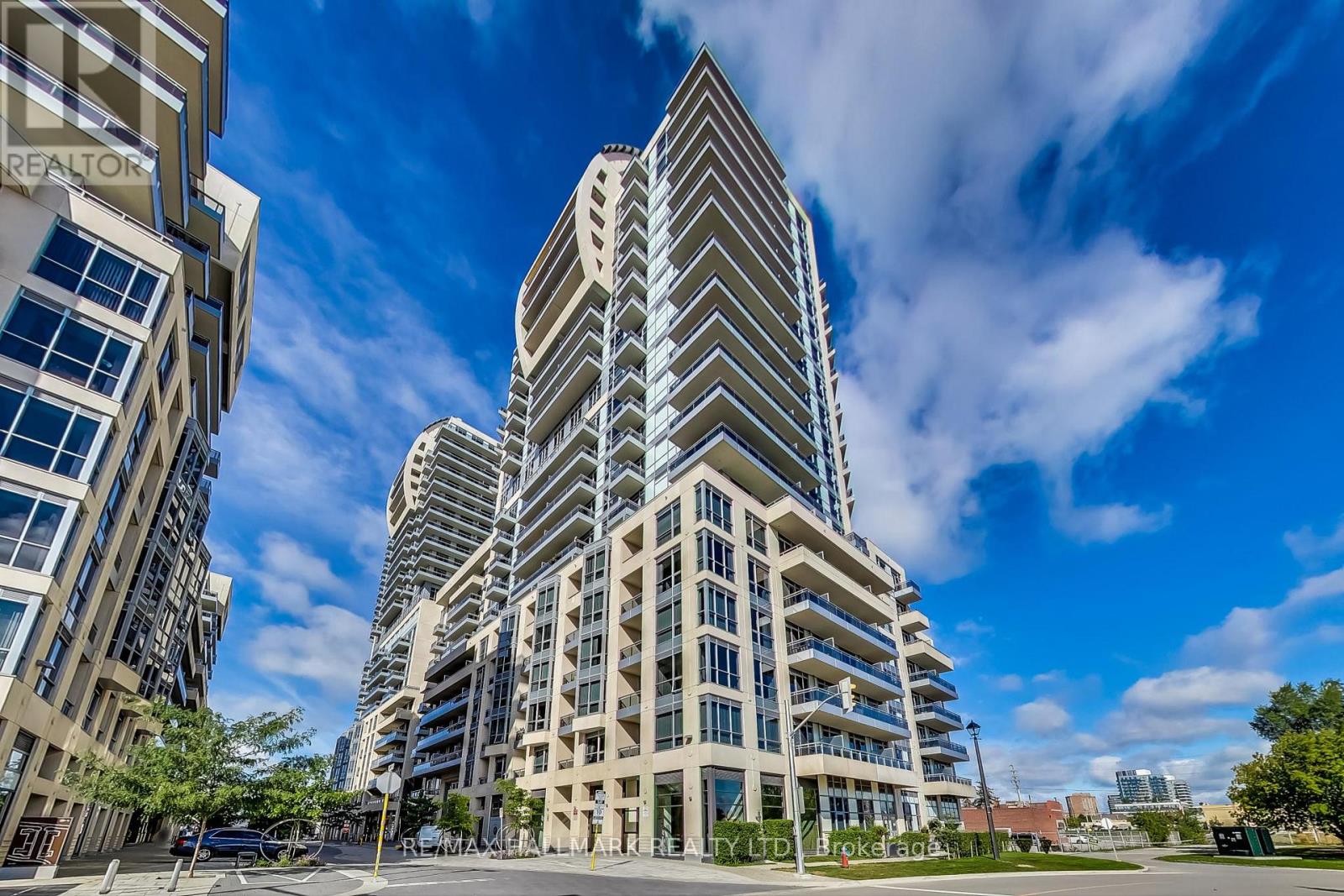 706 - 9201 YONGE STREET|Richmond Hill (Langstaff), Ontario L4C6Z2