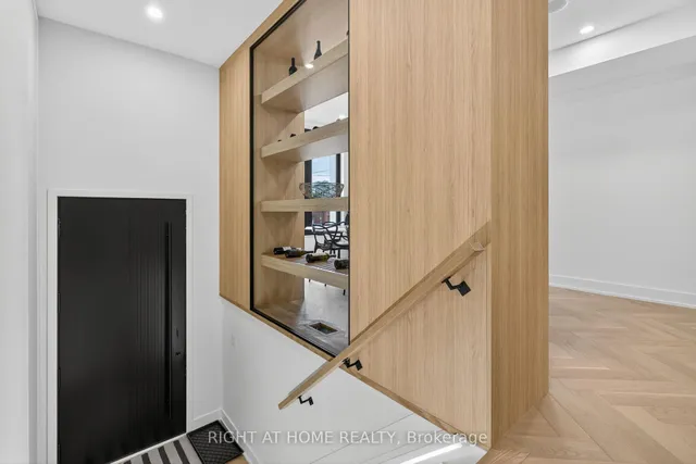 Additional image 10 of 15A ROSEMEADE Ave