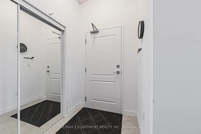 Additional image 19 of 460 Dundas St Unit 505