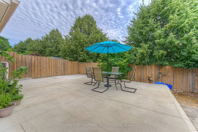 Additional image 42 of 157 Twin Cres