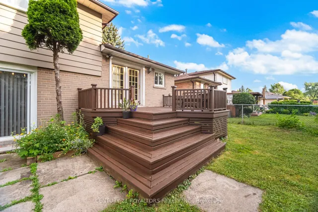 Additional image 43 of 32 Farmington Dr