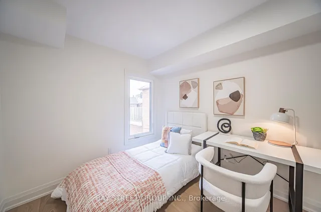 Additional image 20 of 126 Grace St