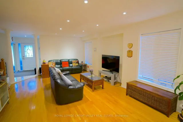 Additional image 9 of 464 Dalmuir Mews
