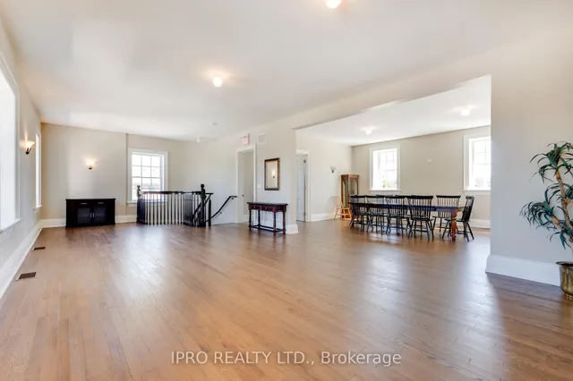 Additional image 38 of 33 Whitmer St Unit 112