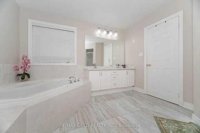 Additional image 17 of 32 Lynnvalley Cres